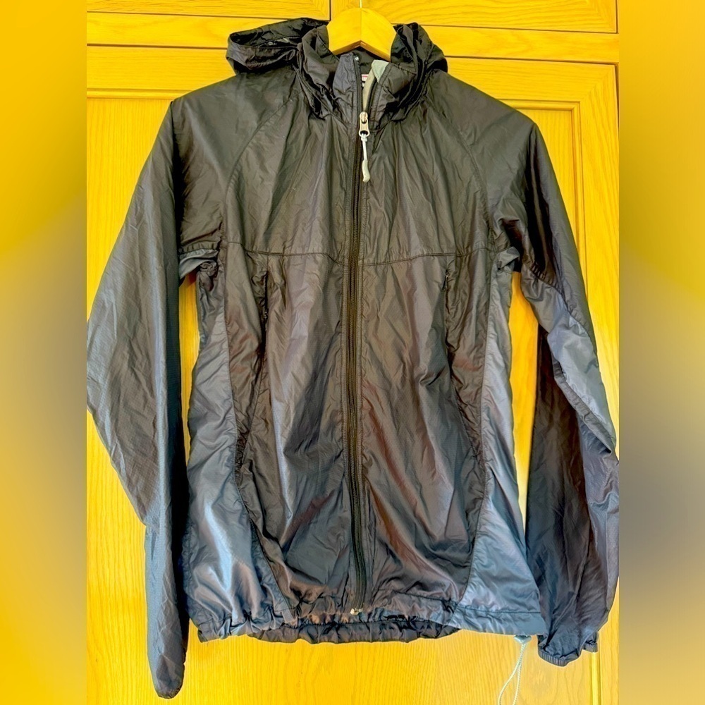 Rab Women's Wisp Wind Top Hoodie Windbreaker Polyamide / Medium